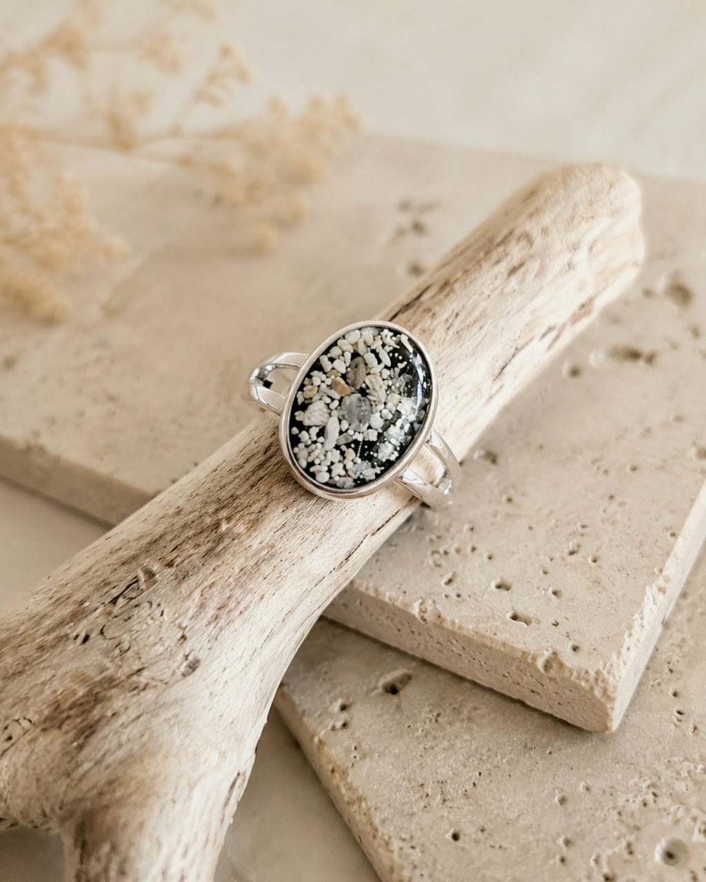 Erinnerungsring "Eclipse" 925er Silber 10x18mm - Schmuck aus Tierasche/Tierfell/Brautstrauß/Kinderhaar