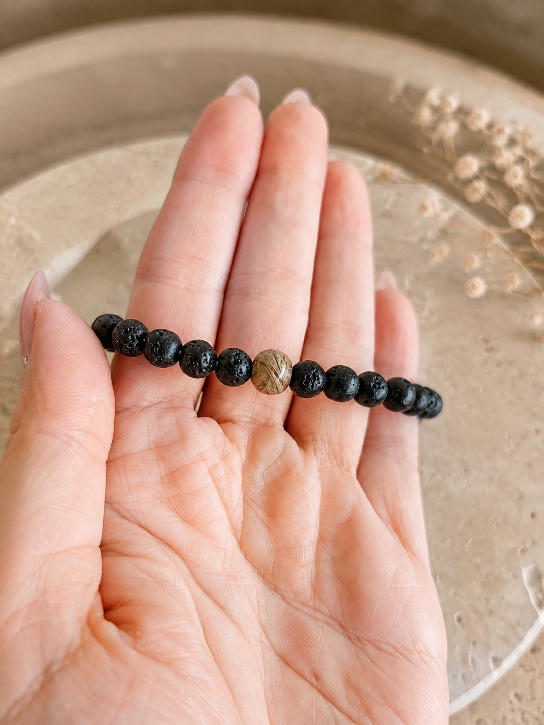 ErinnerungsPerlenarmband Lavaperle - Schmuck aus Tierasche/Tierfell/Brautstrauß/Kinderhaar